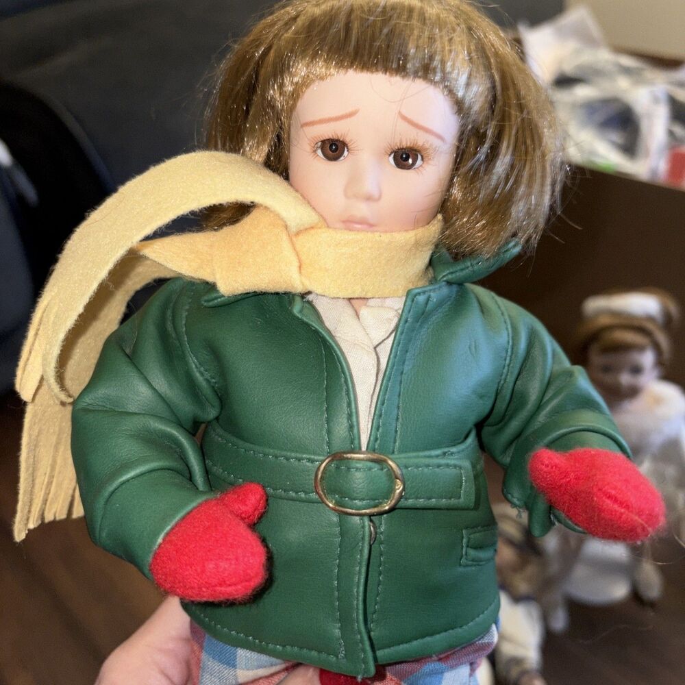 Norman Rockwell Collector's Edition Porcelain Character Doll Mimi 11 1/2" Excl